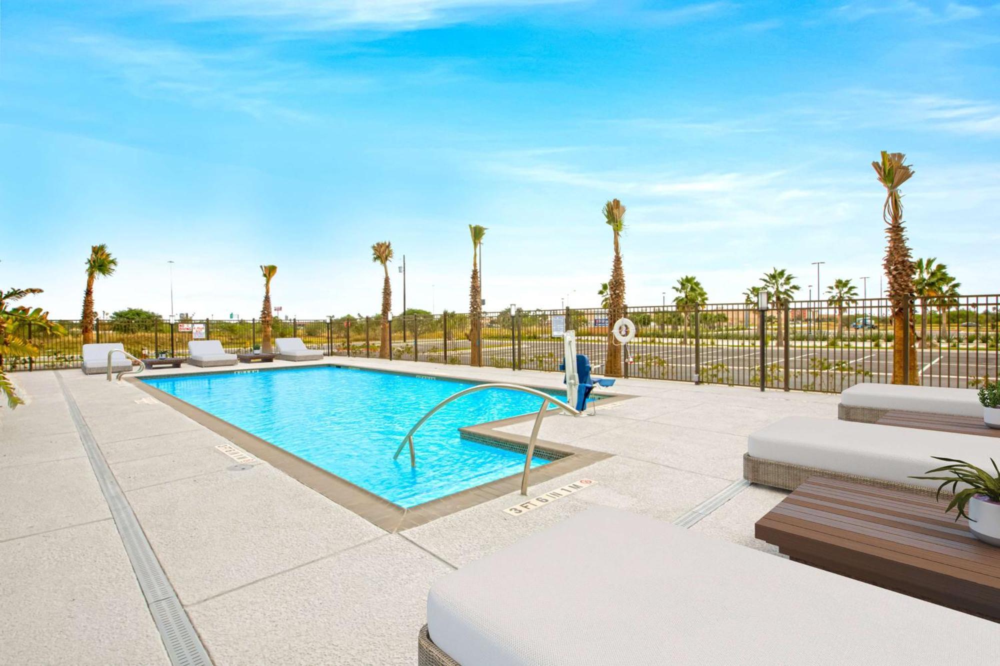 Hilton Garden Inn Harlingen Convention Center, Tx Esterno foto